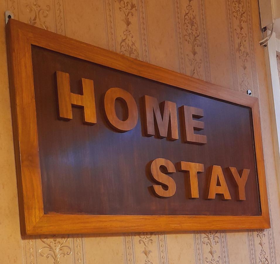 Homestay Ac Dormitory New Delhi Exteriör bild