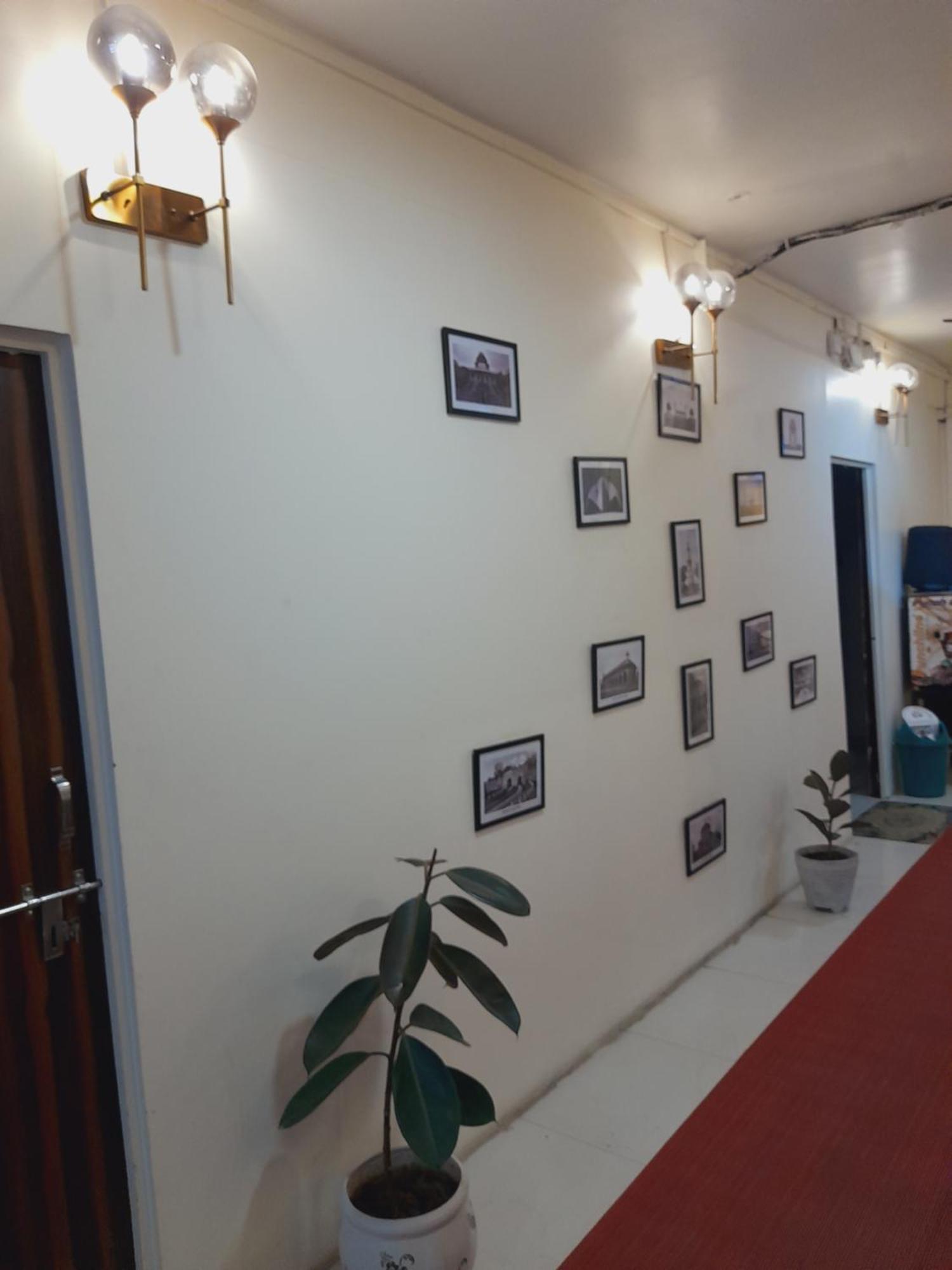 Homestay Ac Dormitory New Delhi Exteriör bild