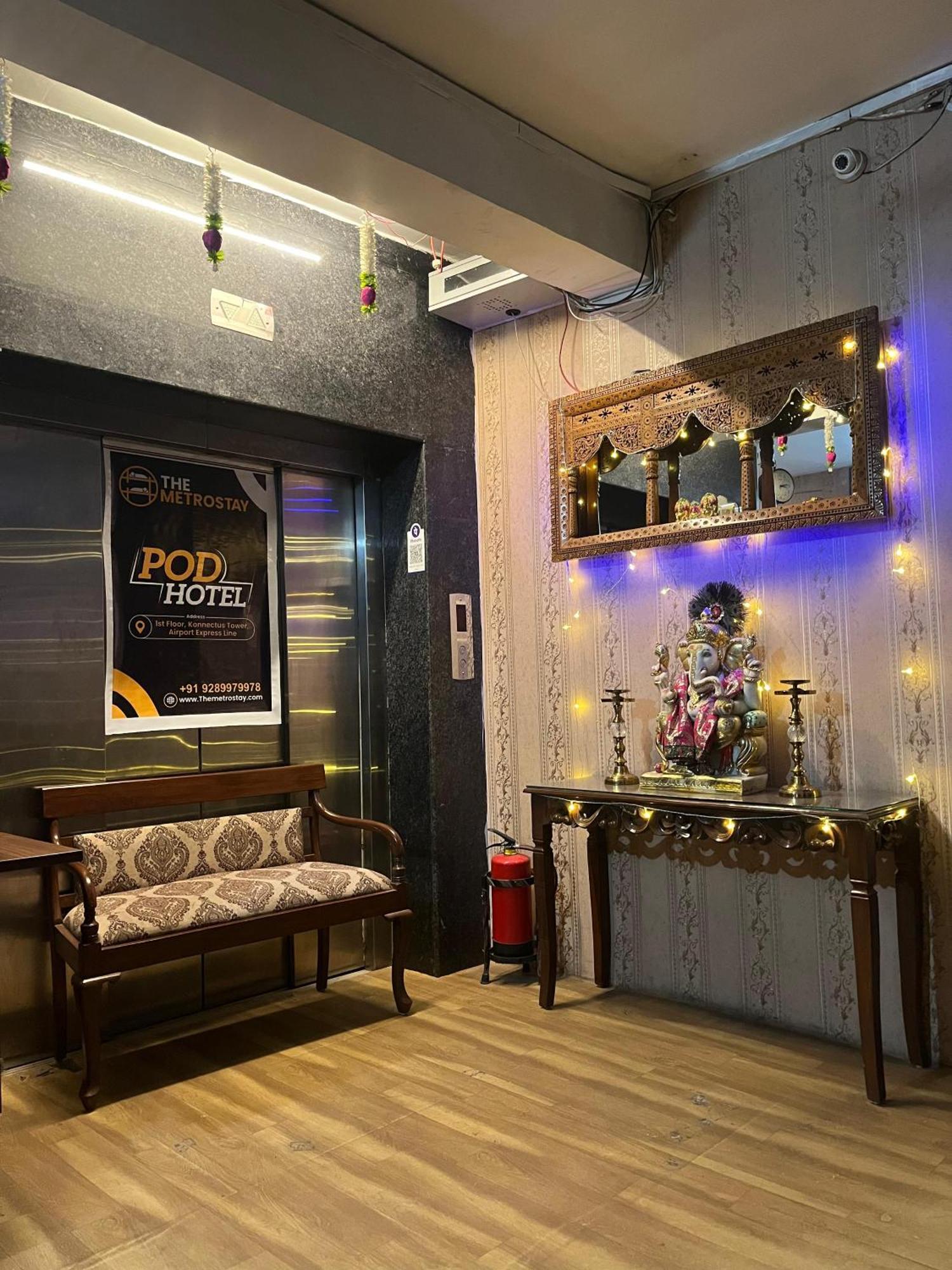 Homestay Ac Dormitory New Delhi Exteriör bild