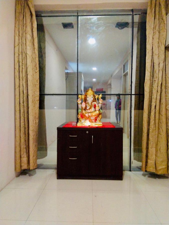 Homestay Ac Dormitory New Delhi Exteriör bild